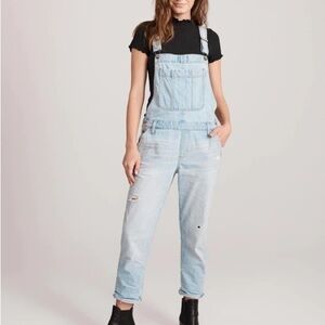 EUC Like New Abercrombie & Fitch Light Blue Wash Denim Overalls Distressed